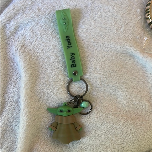 NWT baby Yoda keychain - Picture 2 of 8